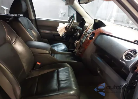 2015 Honda Pilot Touring z USA, uszkodzony, nr VIN 5FNYF4H94FB028535